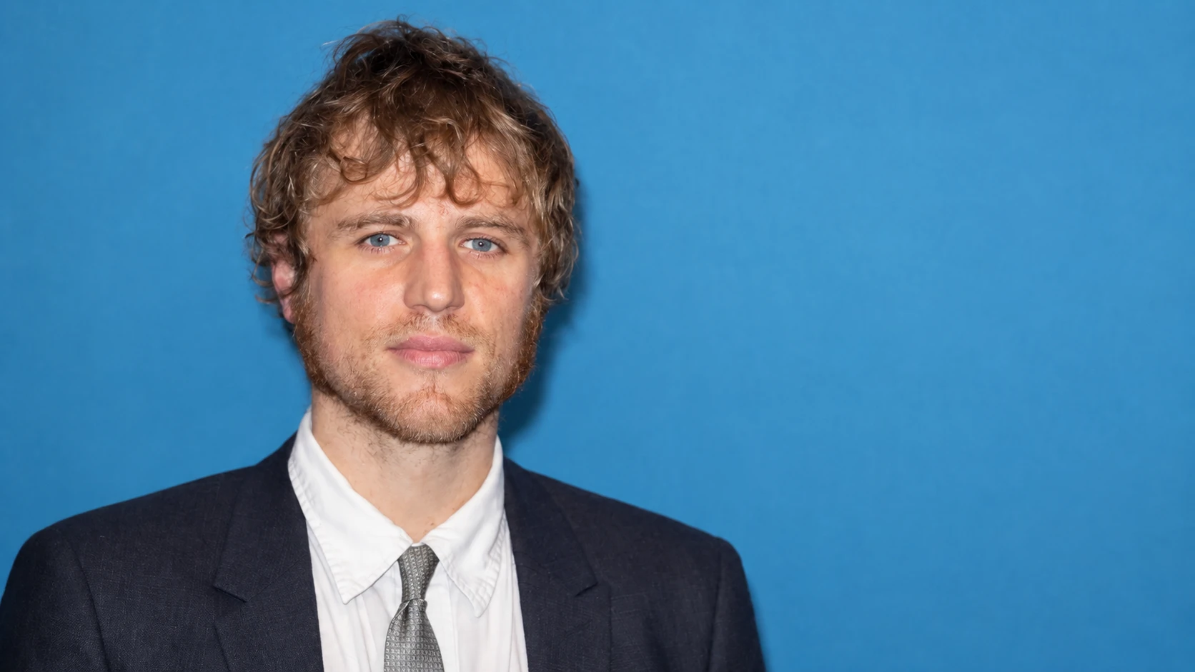 Beatrice Minns and Johnny Flynn - beatrice minns